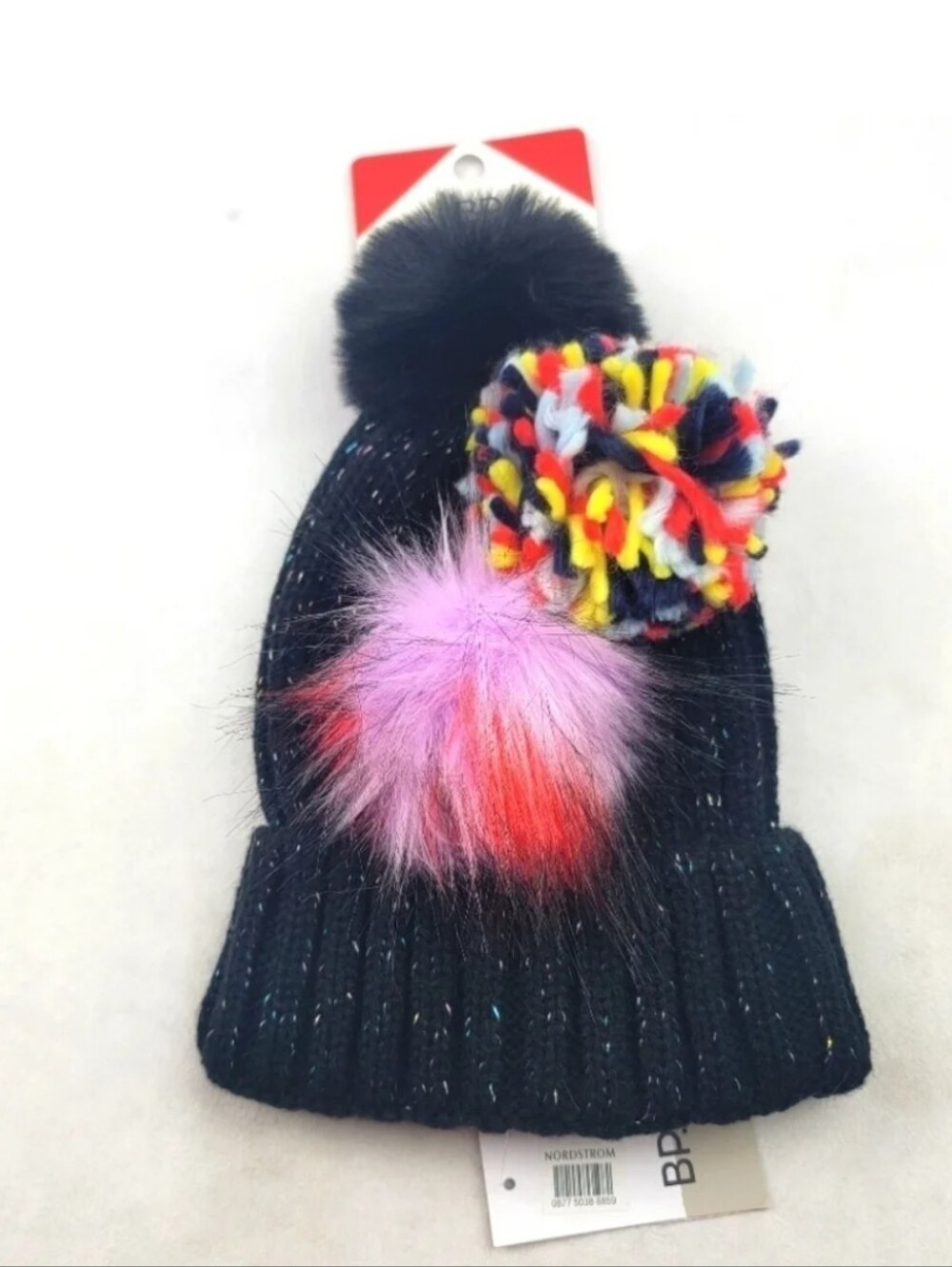 🔥Pick One PomPom at a time (has 3) Interchangeable black Silver beanie hat